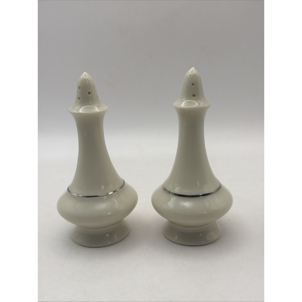 Lenox Salt & Pepper Shakers Solitaire (Regency) Ivory and Platinum 4"